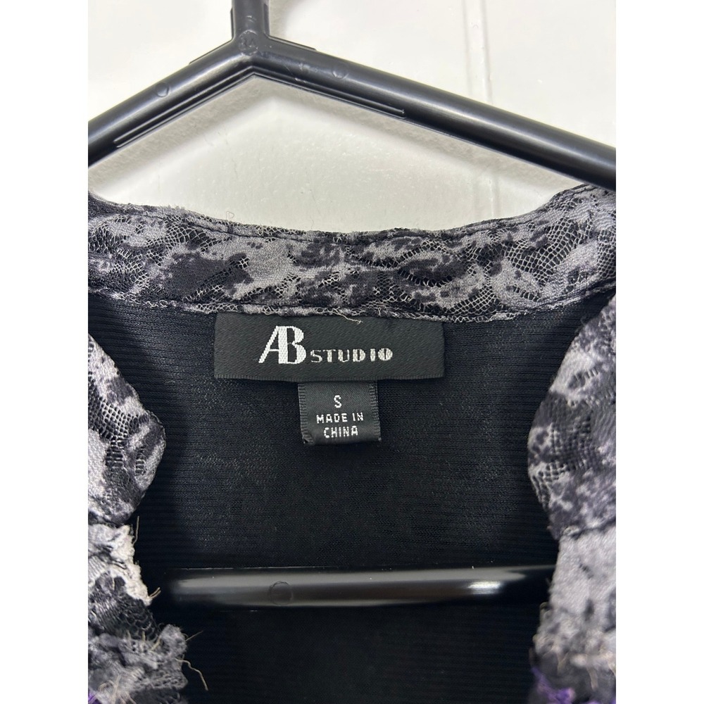 Y2K AB Studio Top‎ Womens S Purple Ombre Lace V-Neck Whimsigoth dark romantic - Picture 3 of 8